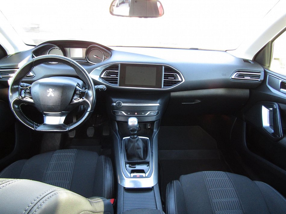 Peugeot 308 1.5 BlueHDi 