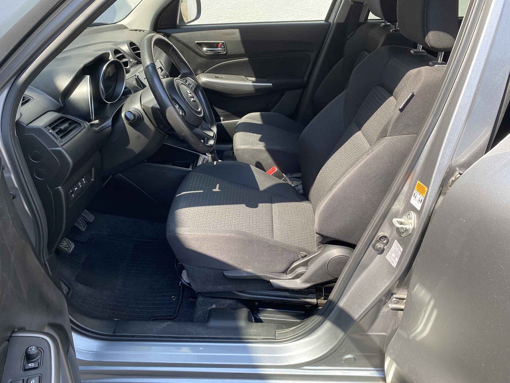 Suzuki Swift 1.2i  HYBRID