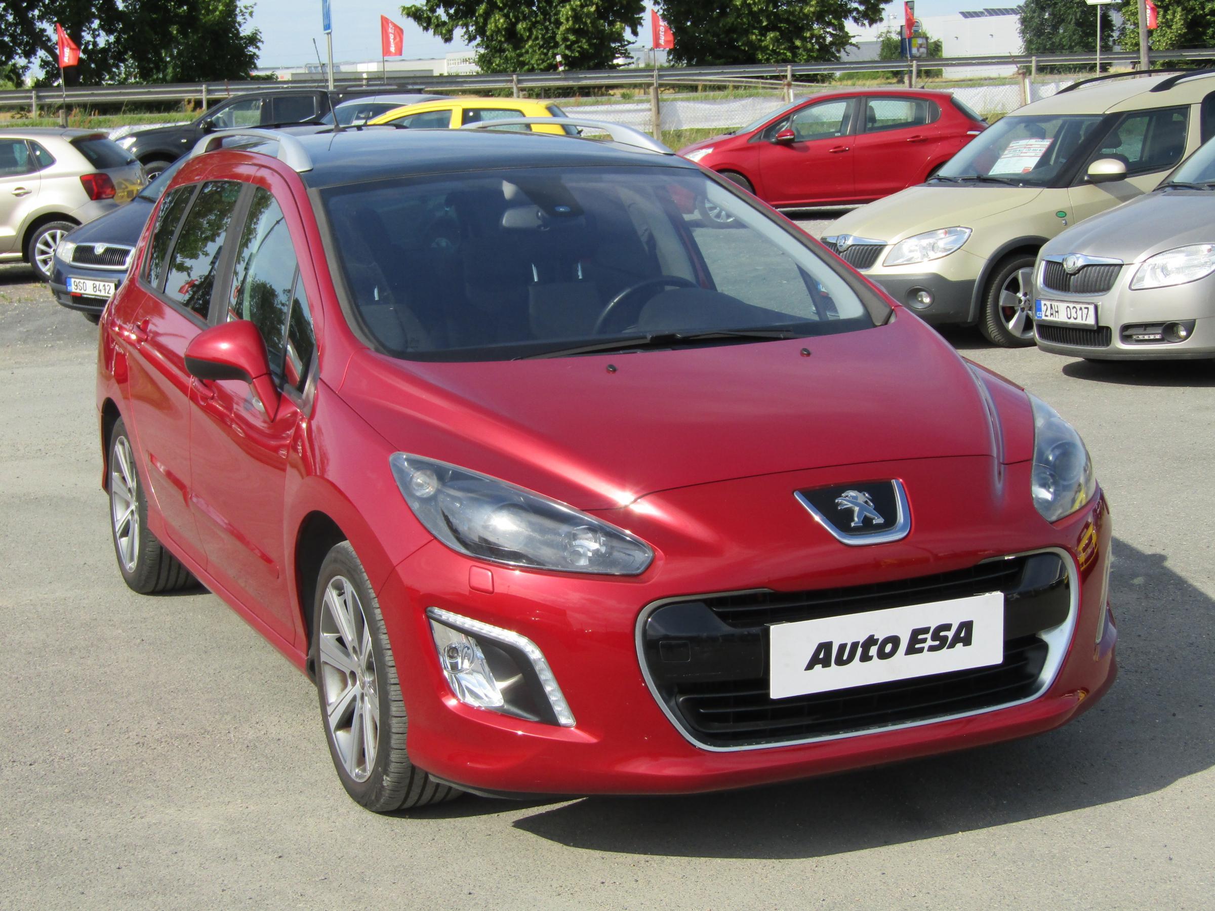 Peugeot 308, 2012 - celkový pohled