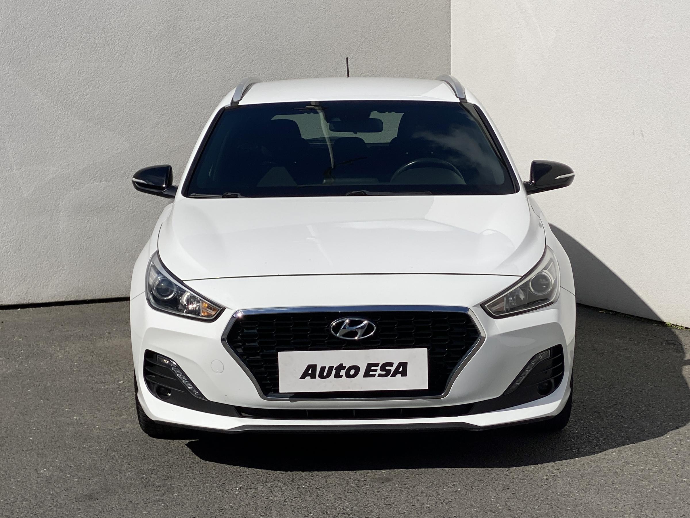 Hyundai i30, 2018 - pohled č. 2