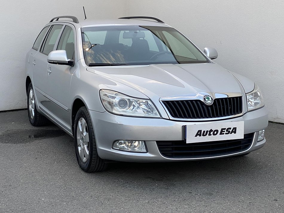 Škoda Octavia II 2.0 TDi Elegance