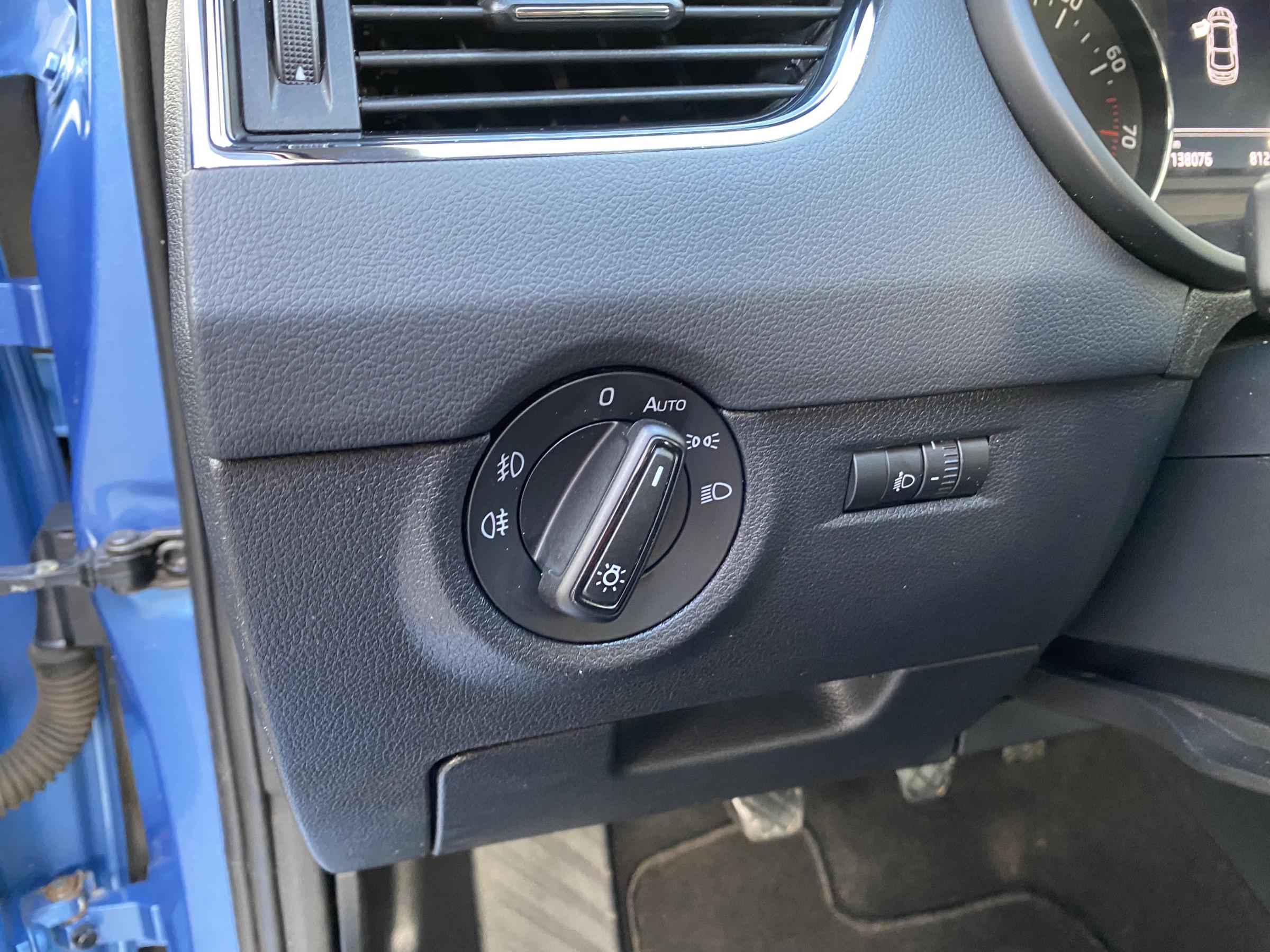 Škoda Octavia III, 2013 - pohled č. 15