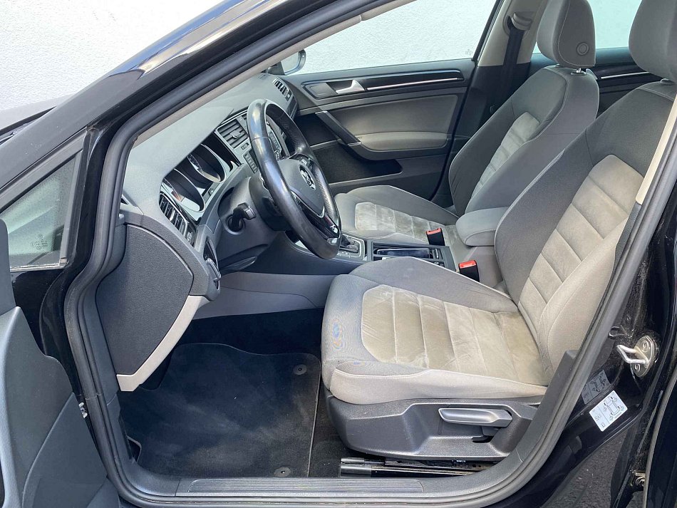 Volkswagen Golf 2.0 TDi Highline