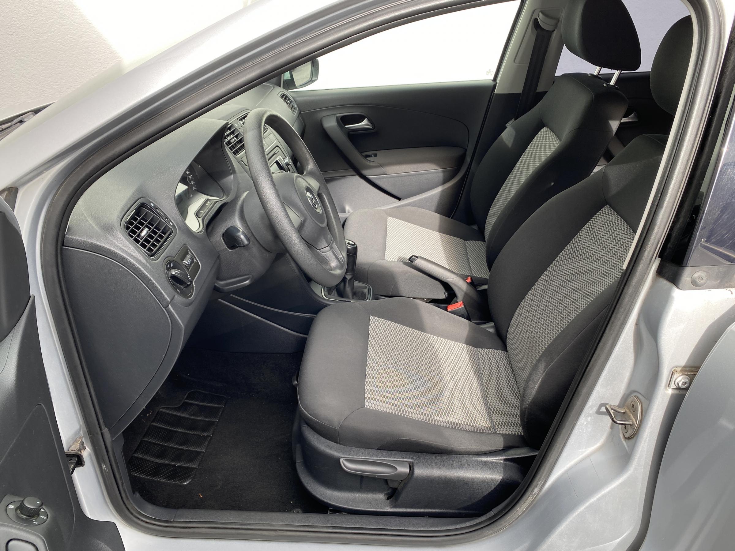 Volkswagen Polo, 2011 - pohled č. 9