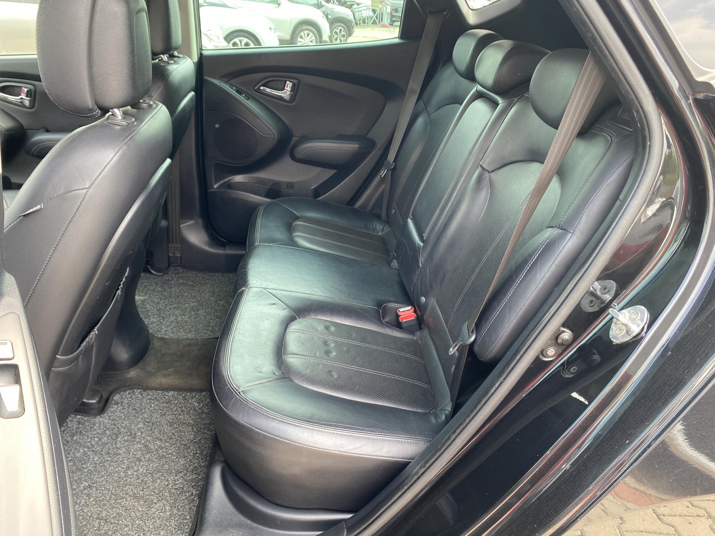 Hyundai ix35, 2011 - pohled č. 12