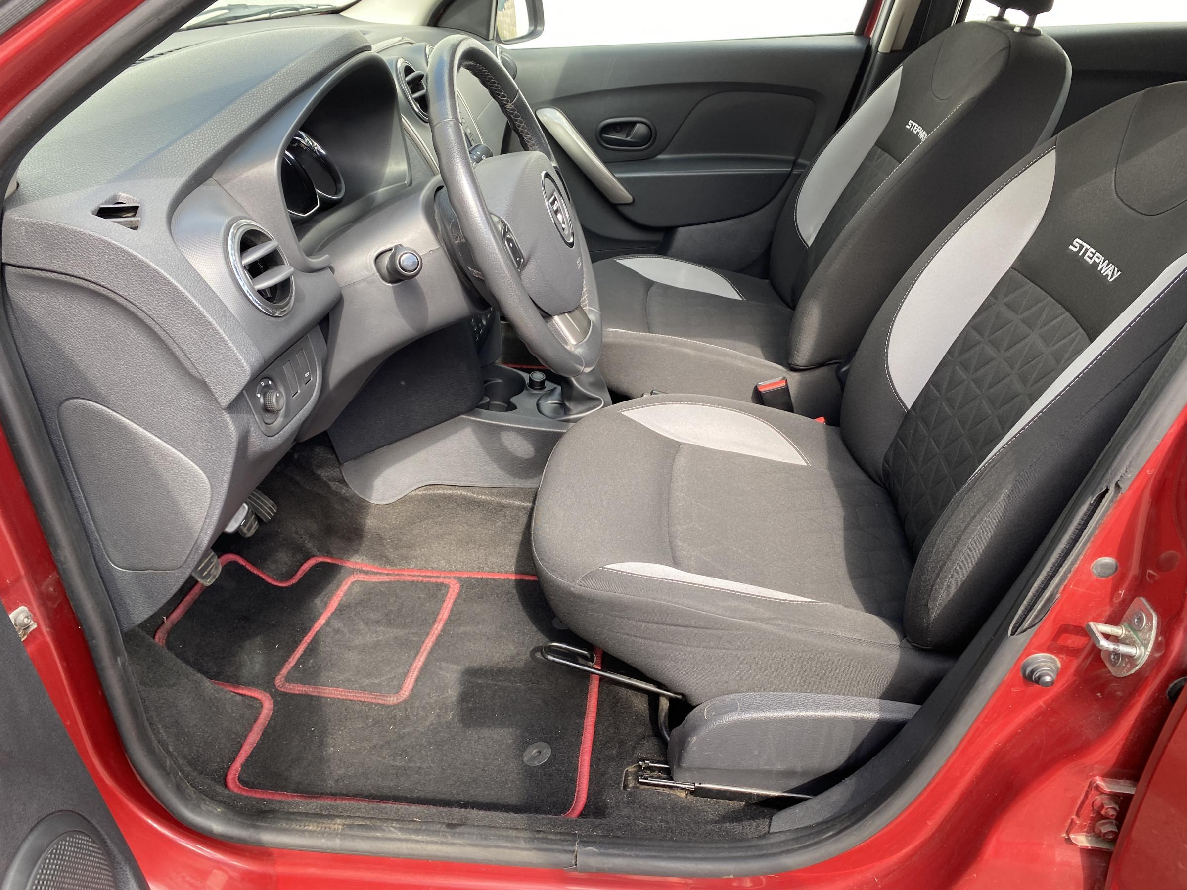 Dacia Sandero, 2013 - pohled č. 10