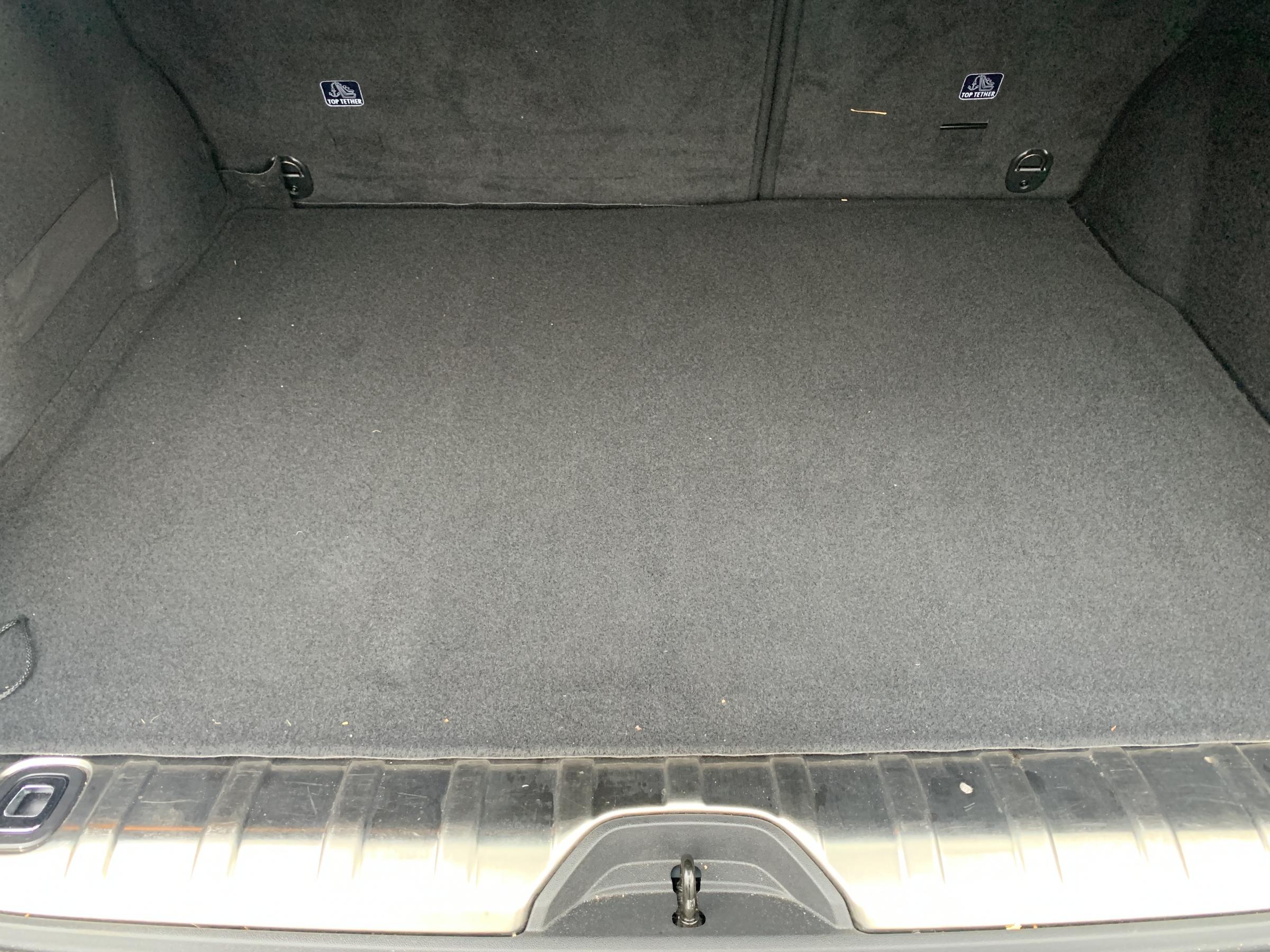 Peugeot 2008, 2016 - pohled č. 7