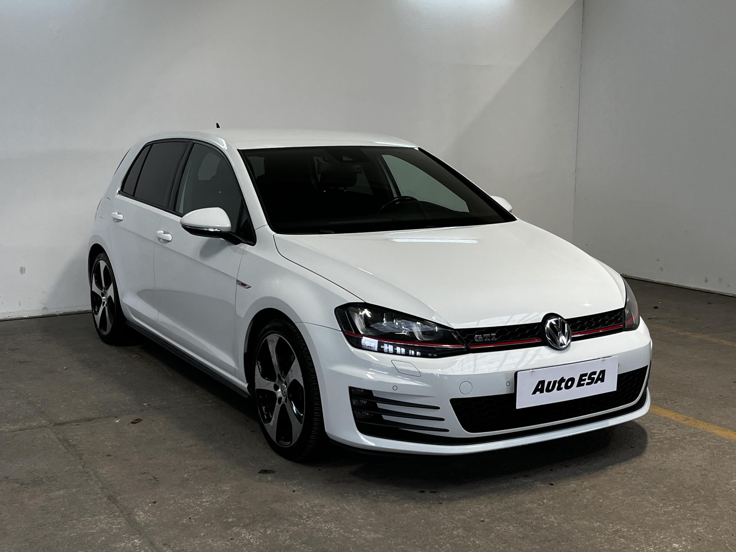Volkswagen Golf, 2016