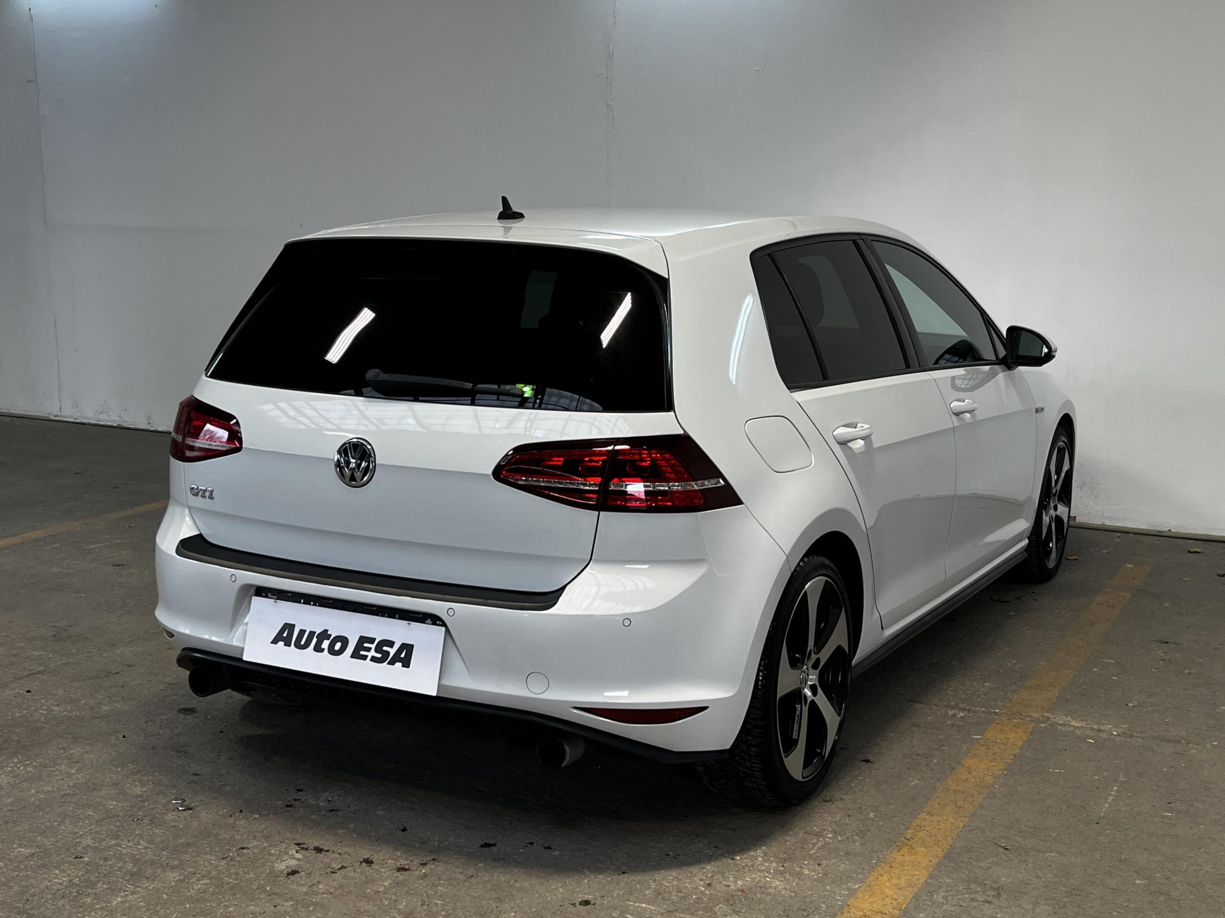 Volkswagen Golf, 2016 - pohled č. 4