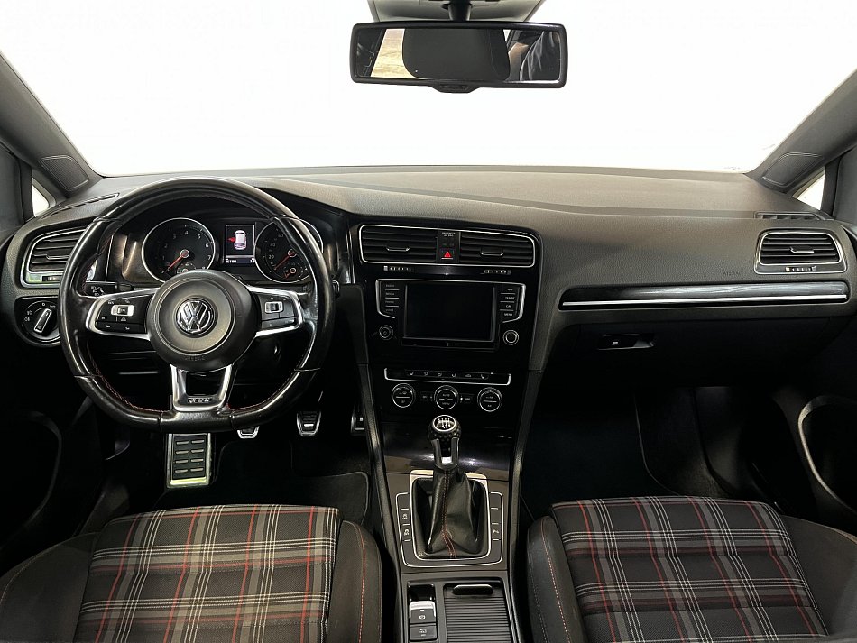 Volkswagen Golf 2.0 TSI GTi