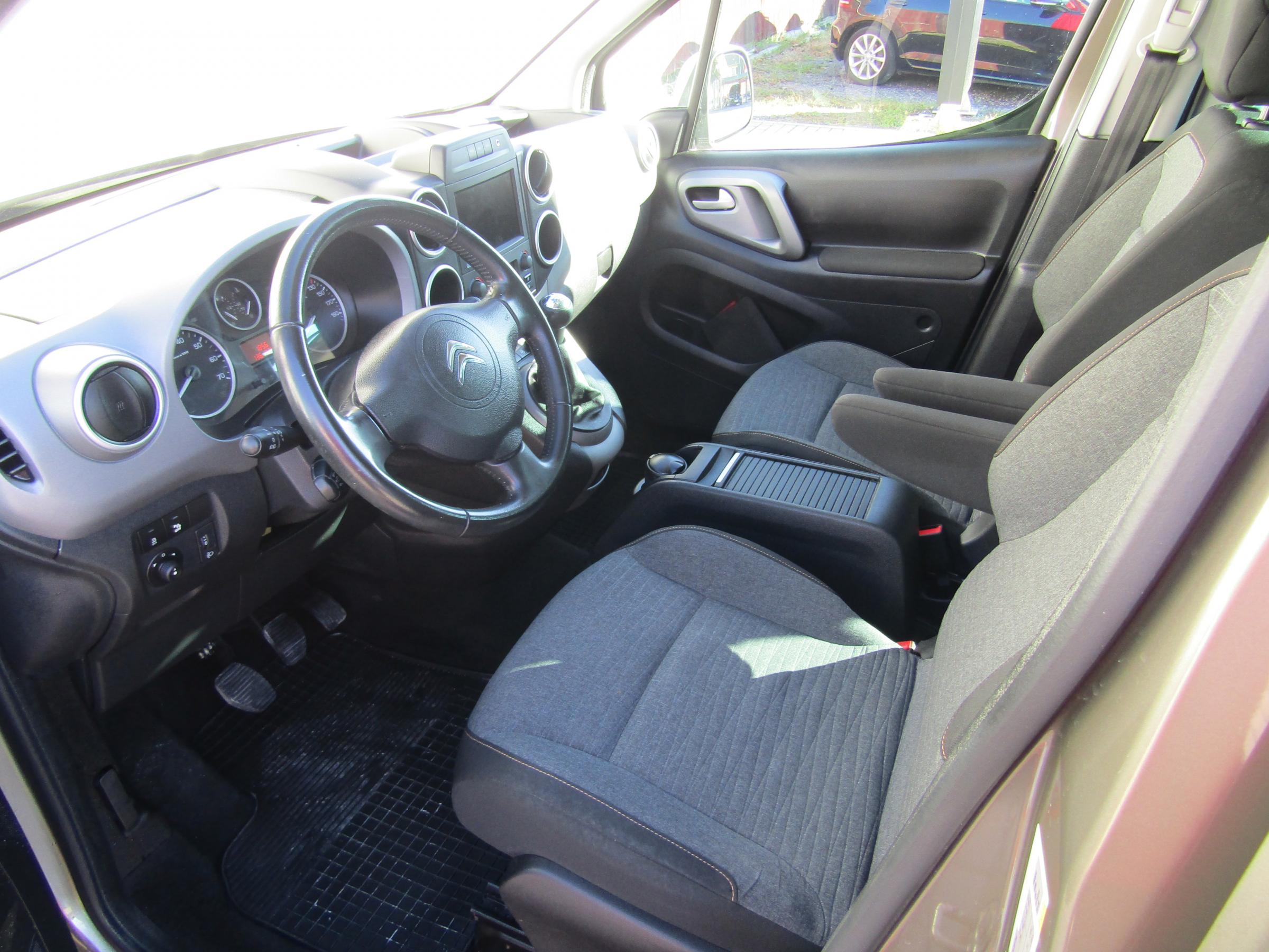 Citroën Berlingo, 2017 - pohled č. 9