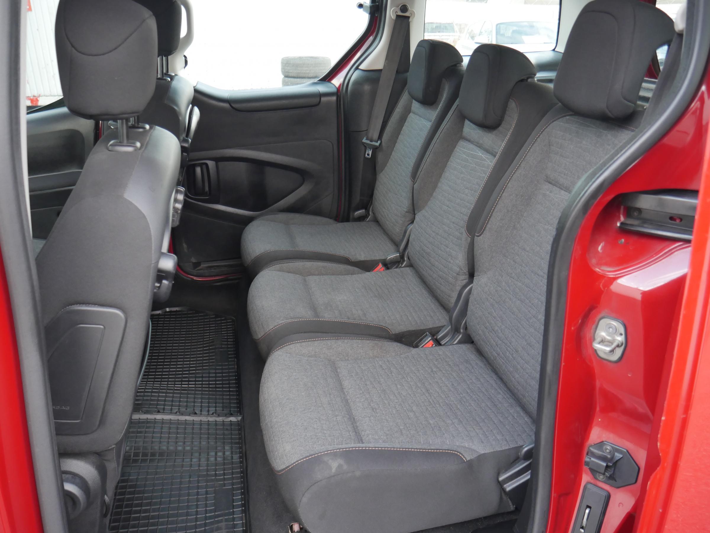 Citroën Berlingo, 2017 - pohled č. 10