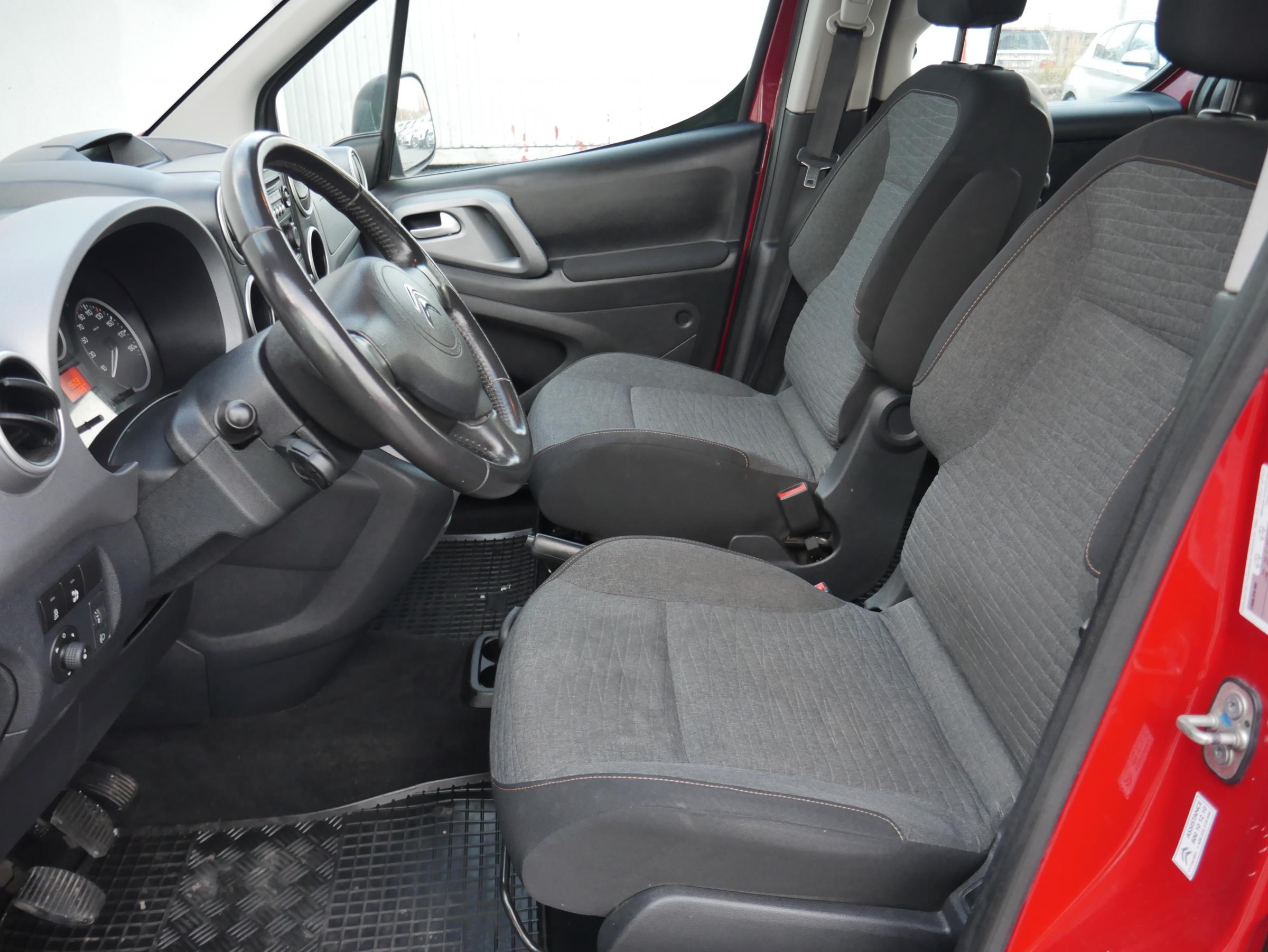 Citroën Berlingo, 2017 - pohled č. 9