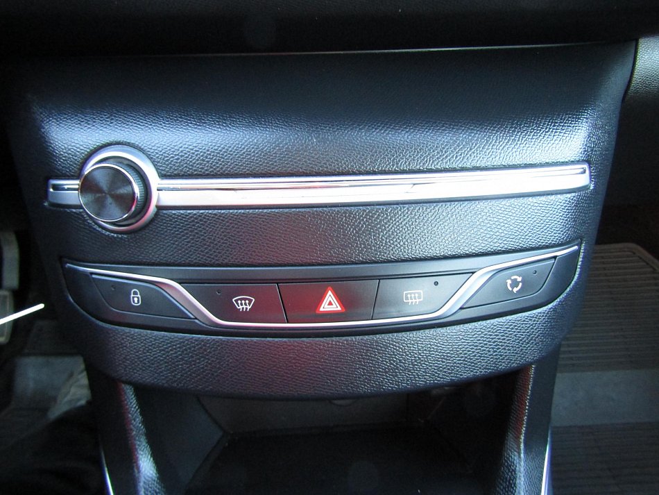 Peugeot 308 1.5 BlueHDi 