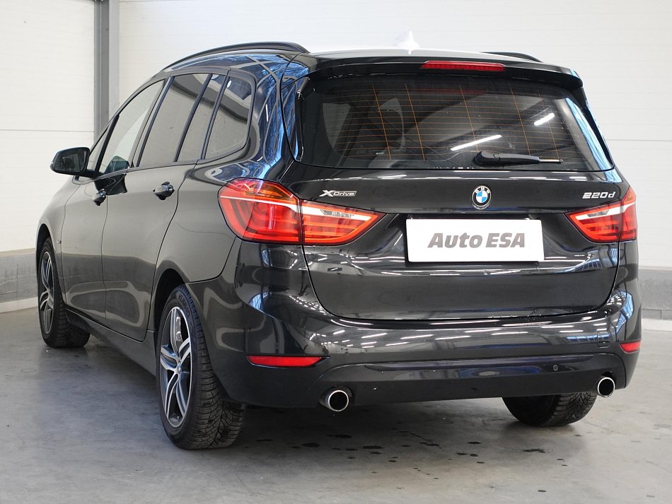 BMW Řada 2 2.0d  220d xDrive