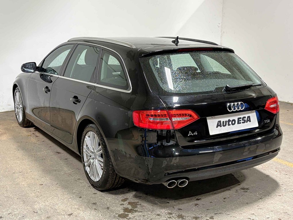 Audi A4 2.0 TDi 