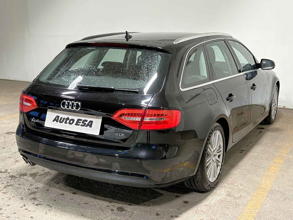 Audi A4 2.0 TDi 