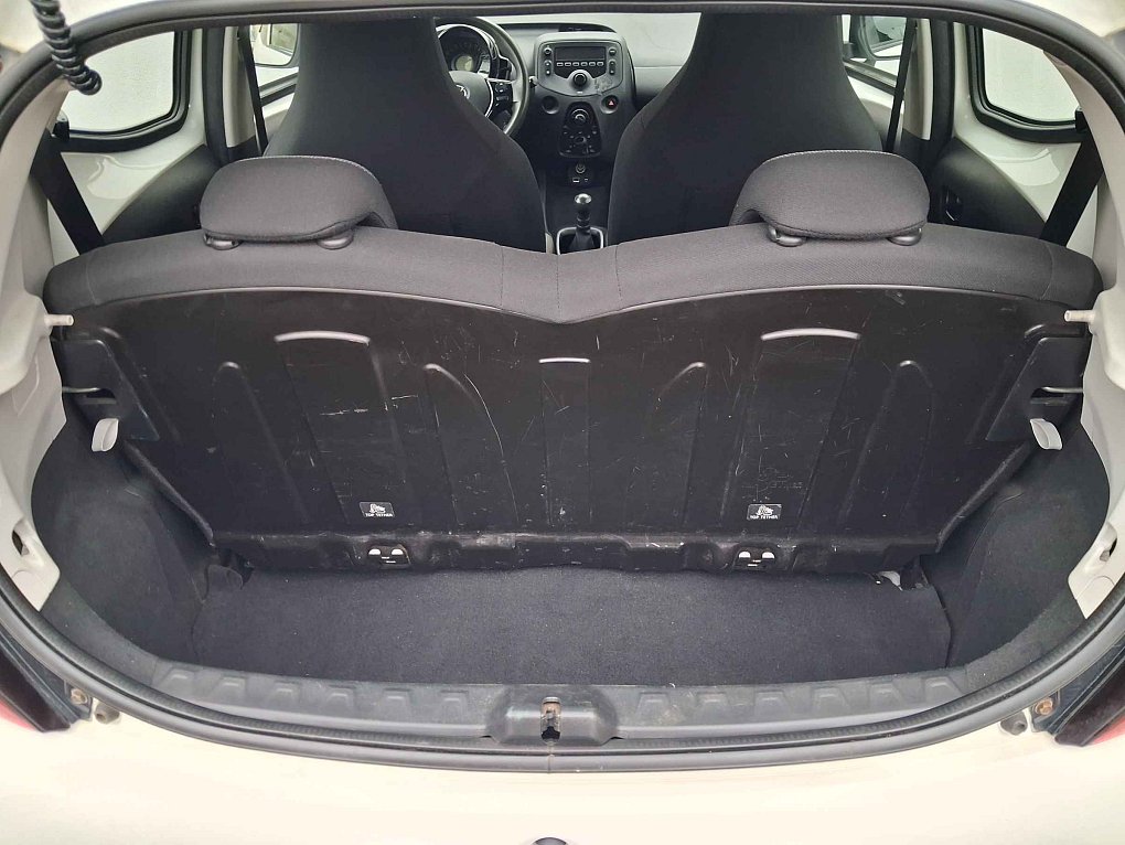 Toyota Aygo 1.0i 