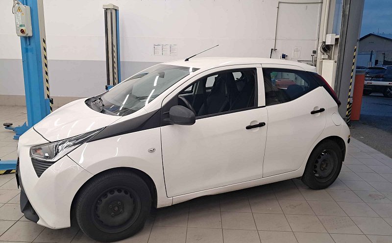 Toyota Aygo 1.0i 