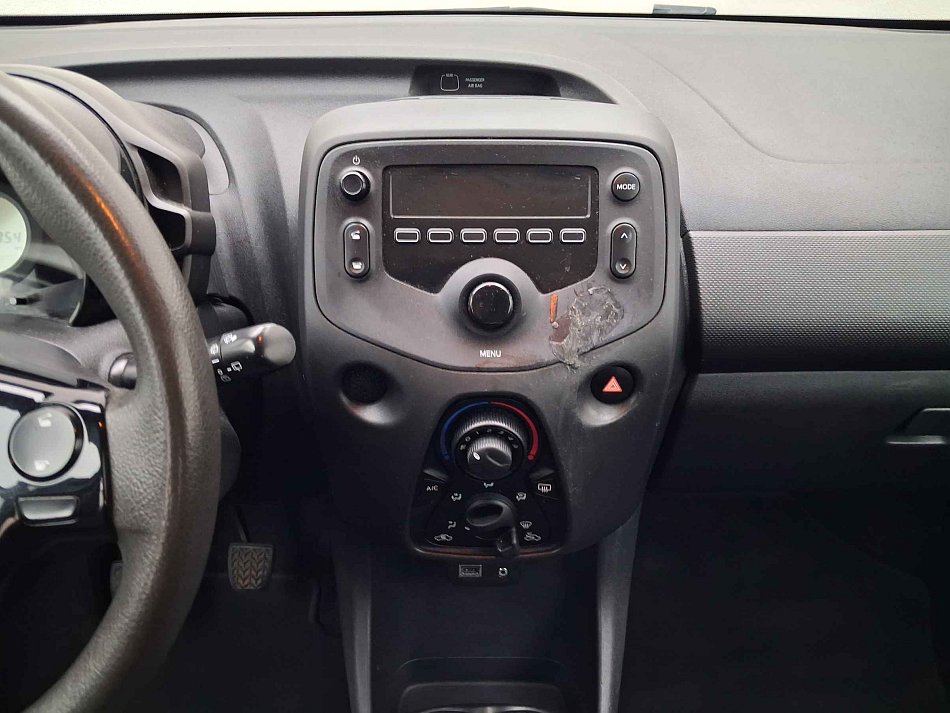 Toyota Aygo 1.0i 
