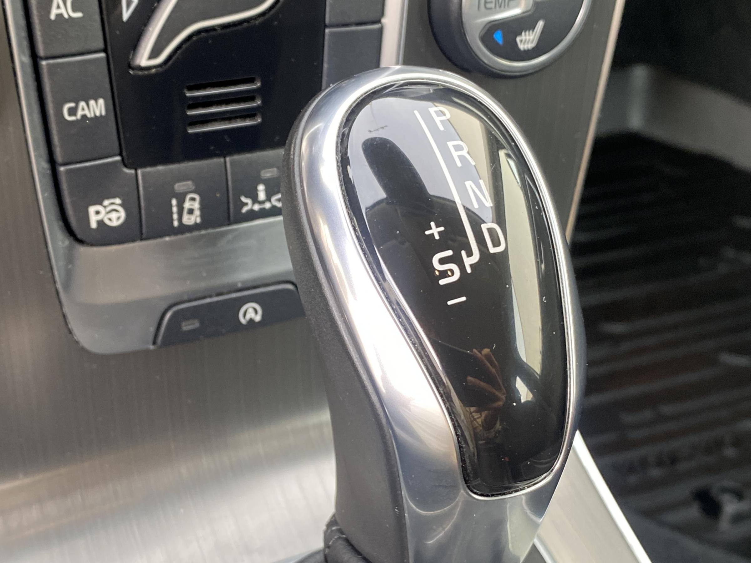 Volvo V40, 2013 - pohled č. 15