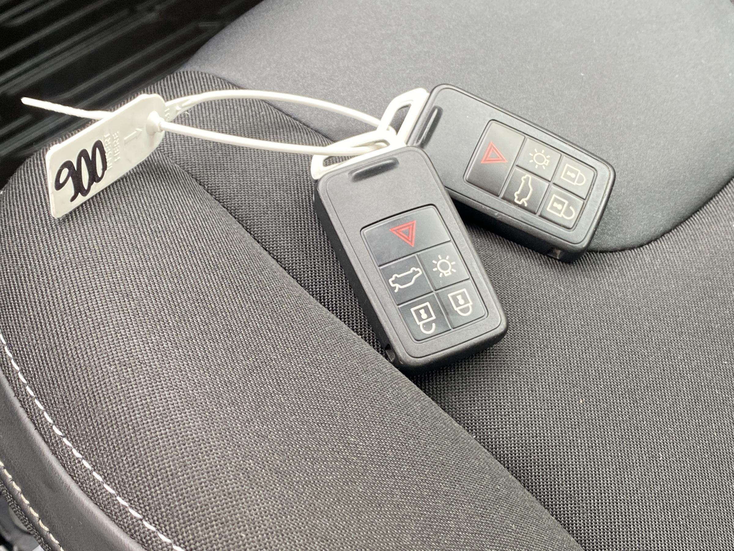 Volvo V40, 2013 - pohled č. 19