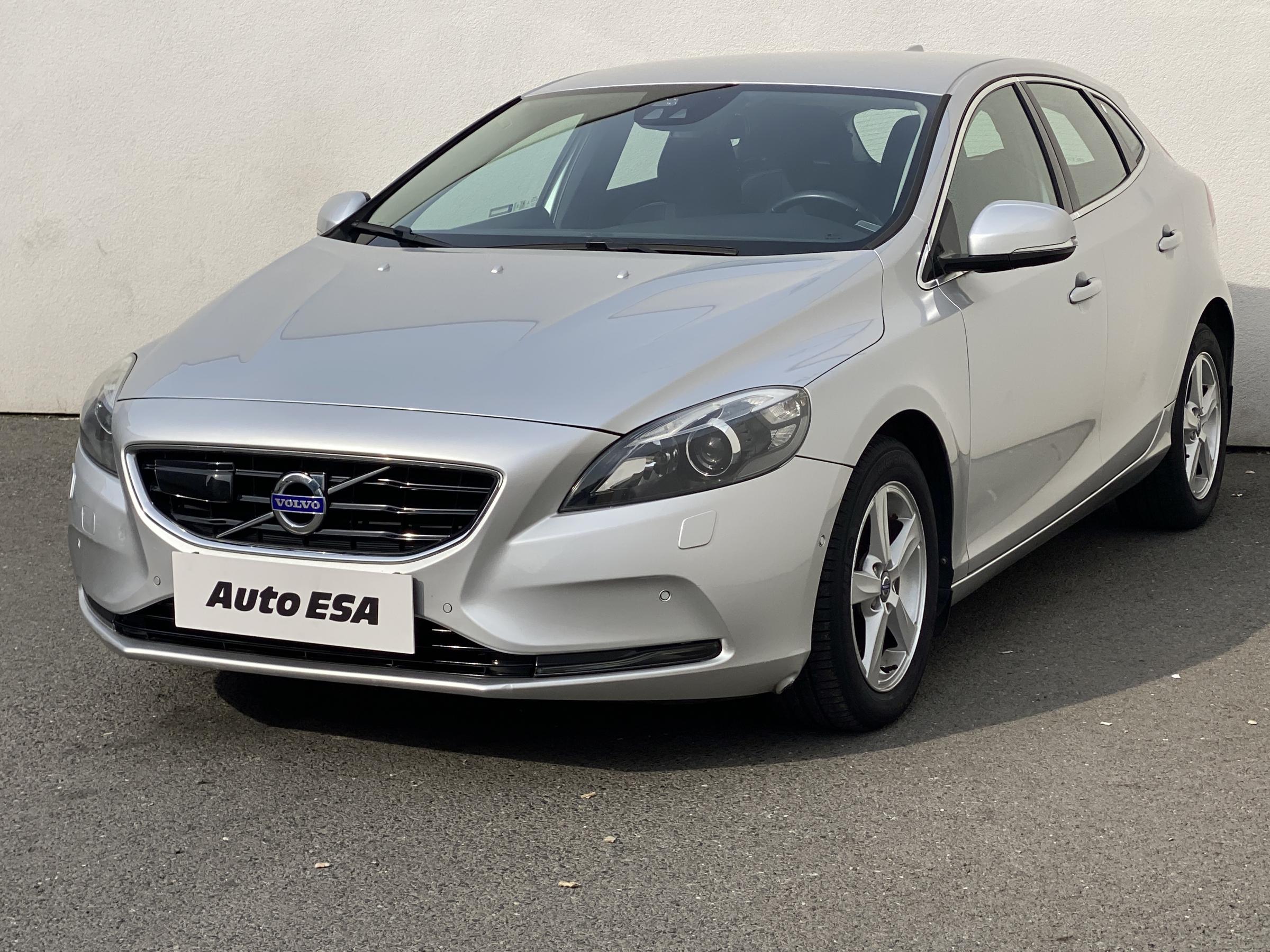 Volvo V40, 2013 - pohled č. 3