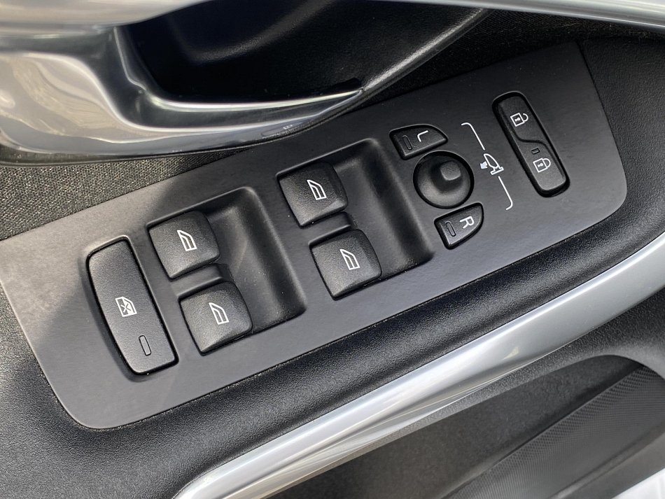 Volvo V40 1.6 D2 Momentum