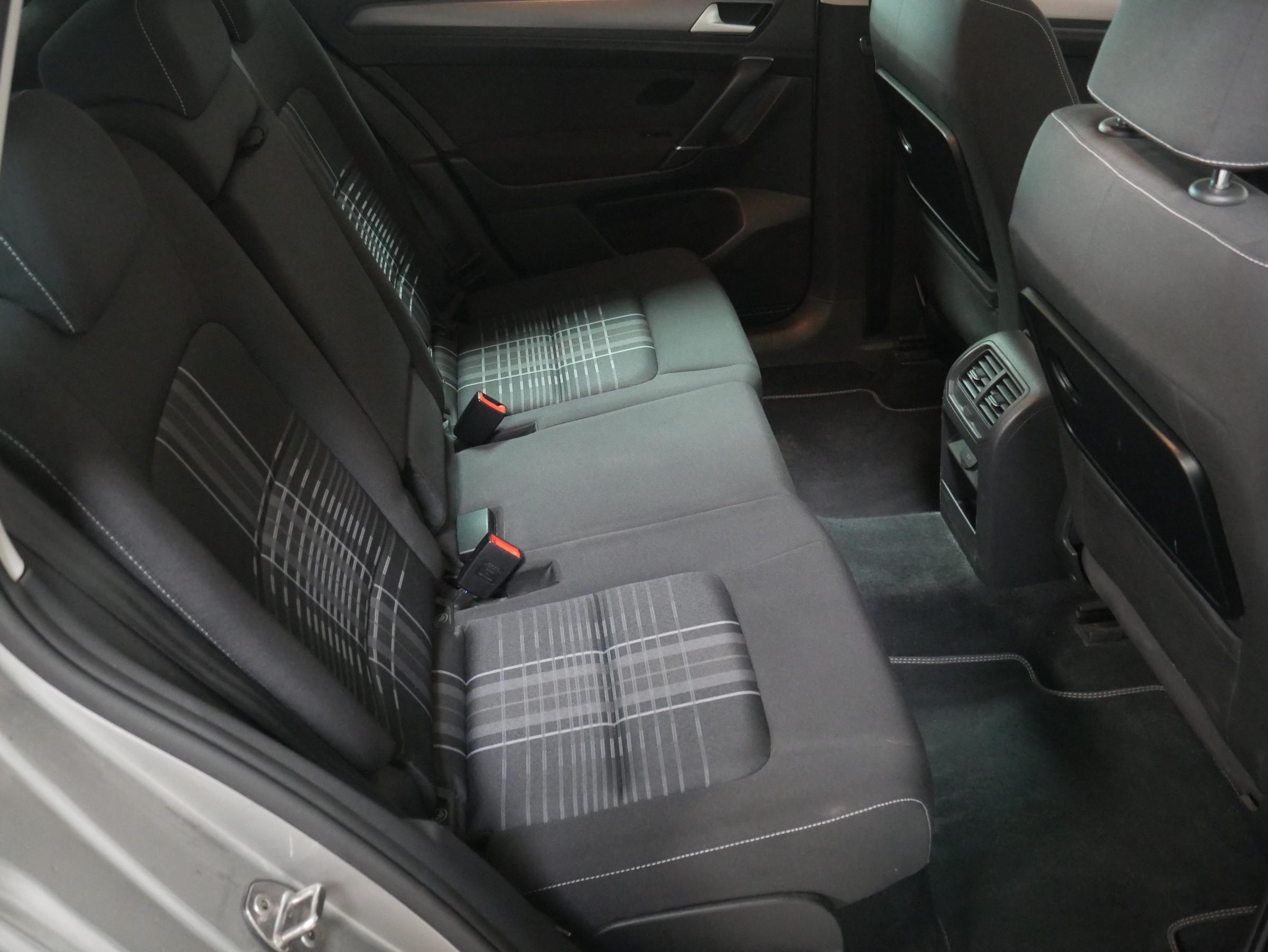 Volkswagen Sportsvan, 2016 - pohled č. 13