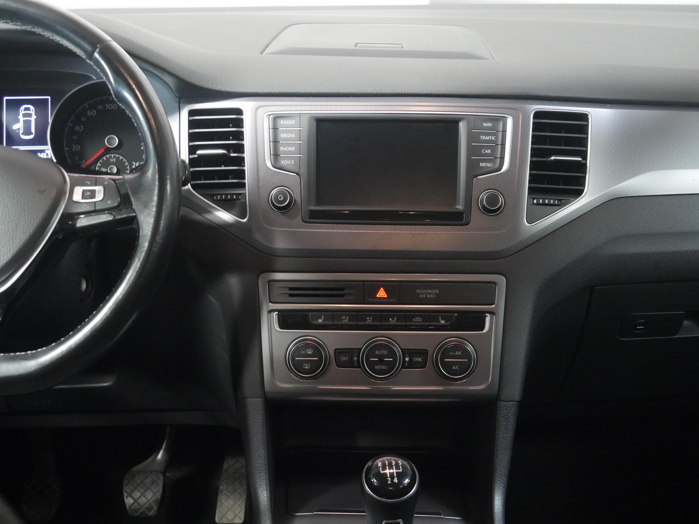 Volkswagen Sportsvan, 2016 - pohled č. 9