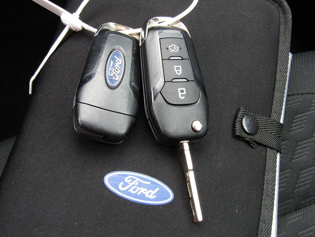 Ford Puma 1.0 EB Titanium