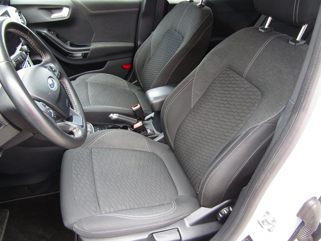 Ford Puma 1.0 EB Titanium
