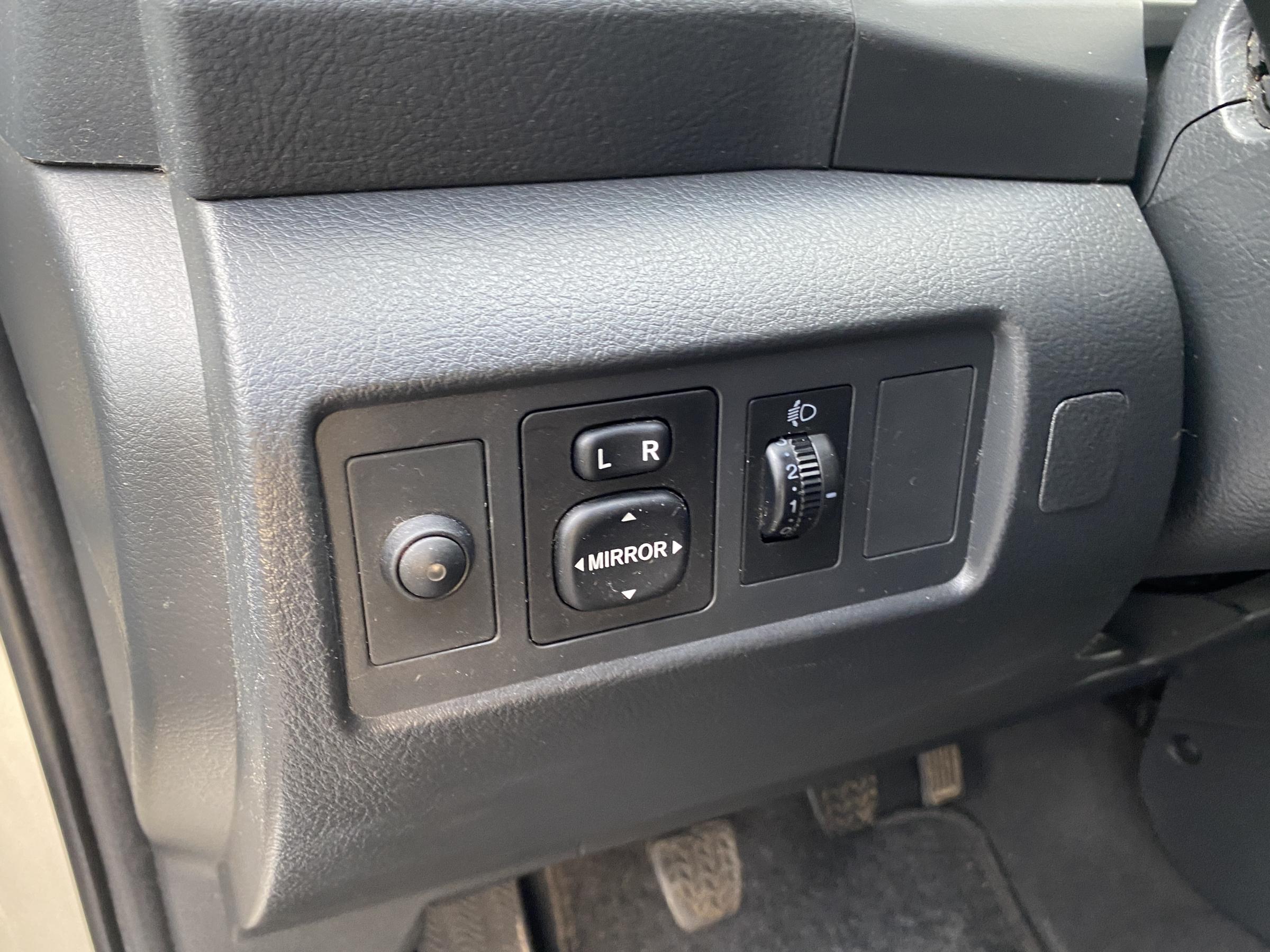 Toyota Corolla Verso, 2008 - pohled č. 14