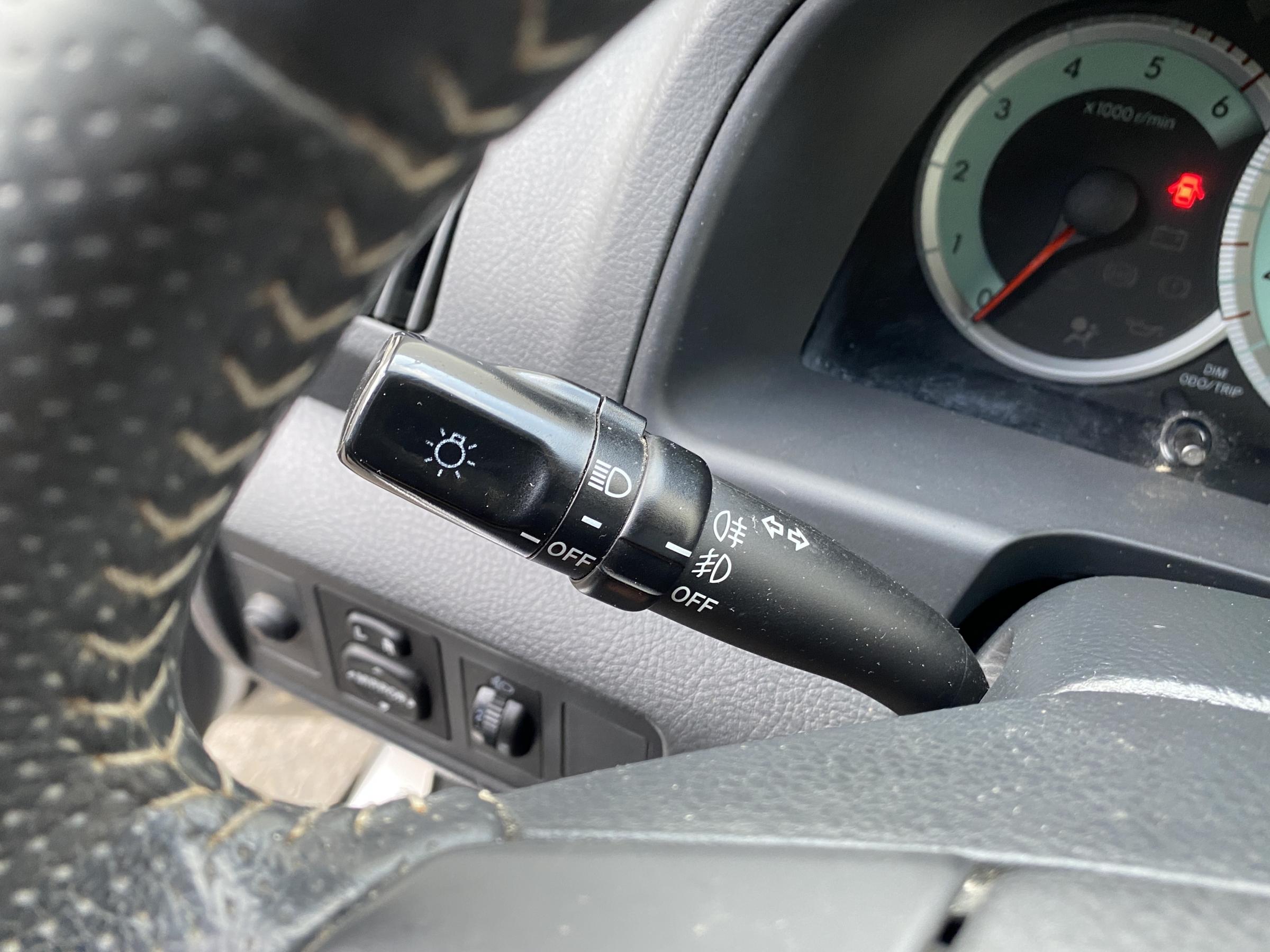 Toyota Corolla Verso, 2008 - pohled č. 16