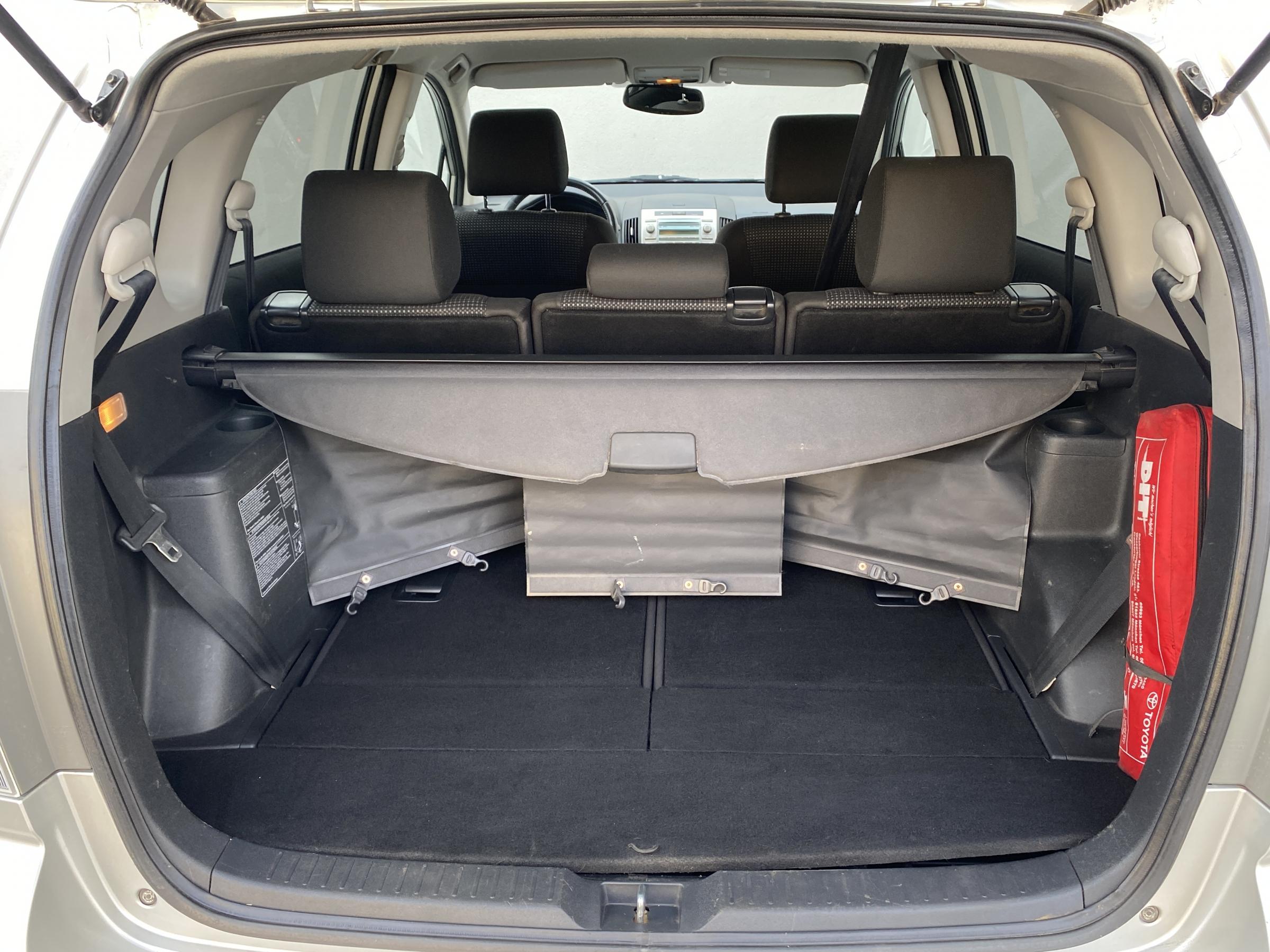 Toyota Corolla Verso, 2008 - pohled č. 7