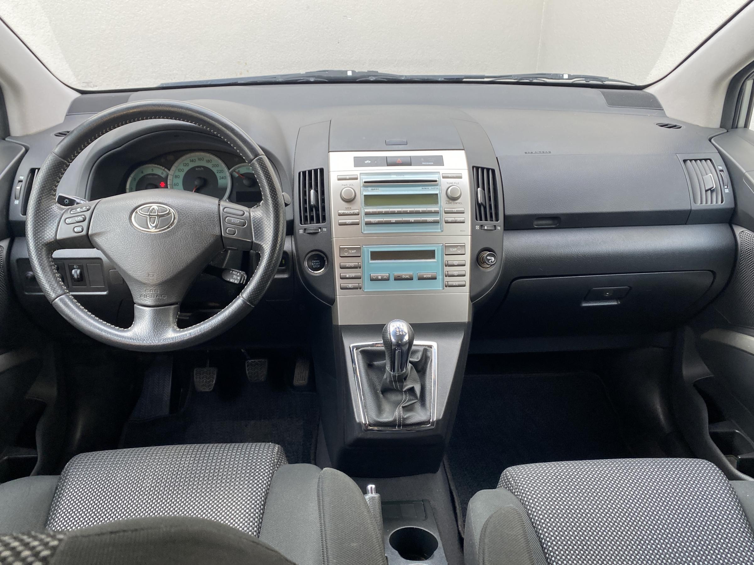Toyota Corolla Verso, 2008 - pohled č. 8
