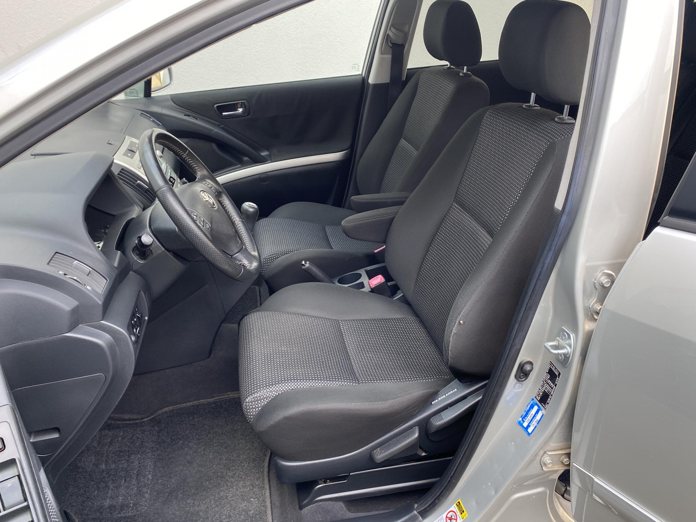 Toyota Corolla Verso, 2008 - pohled č. 9