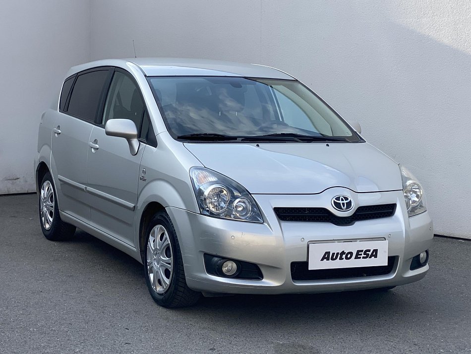 Toyota Corolla Verso 2.2 D 