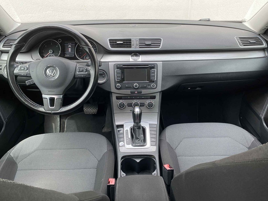 Volkswagen Passat 2.0 TDi Highline