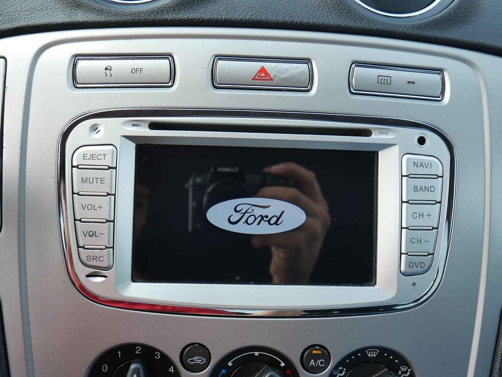 Ford Mondeo 1.8TDCi 