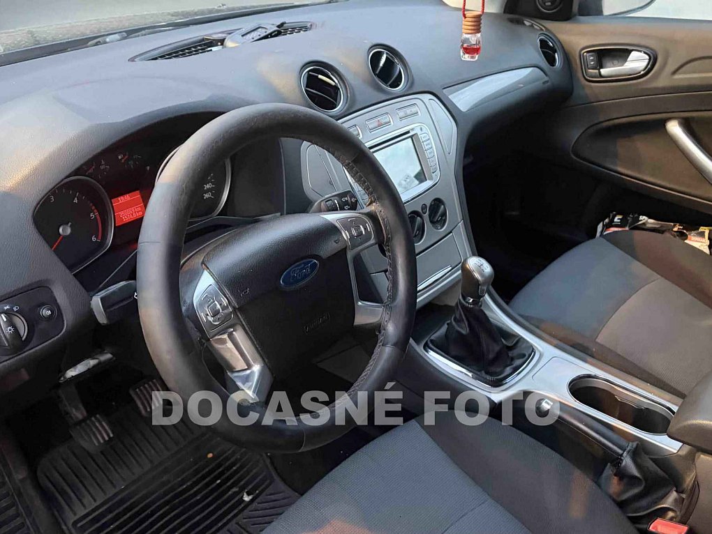 Ford Mondeo 1.8TDCi 