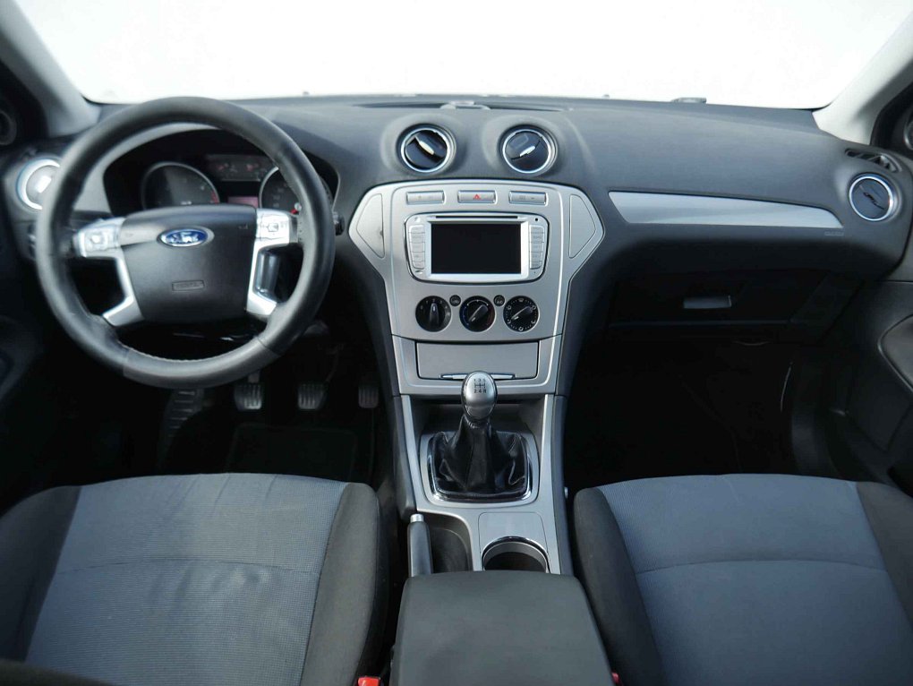 Ford Mondeo 1.8TDCi 