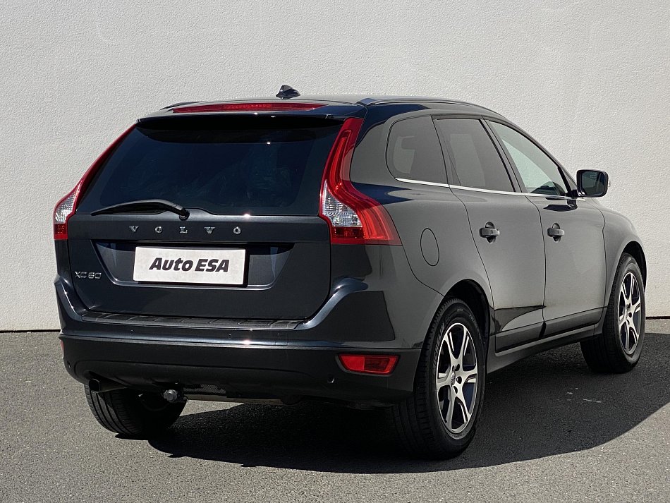 Volvo XC60 2.0 D Summum