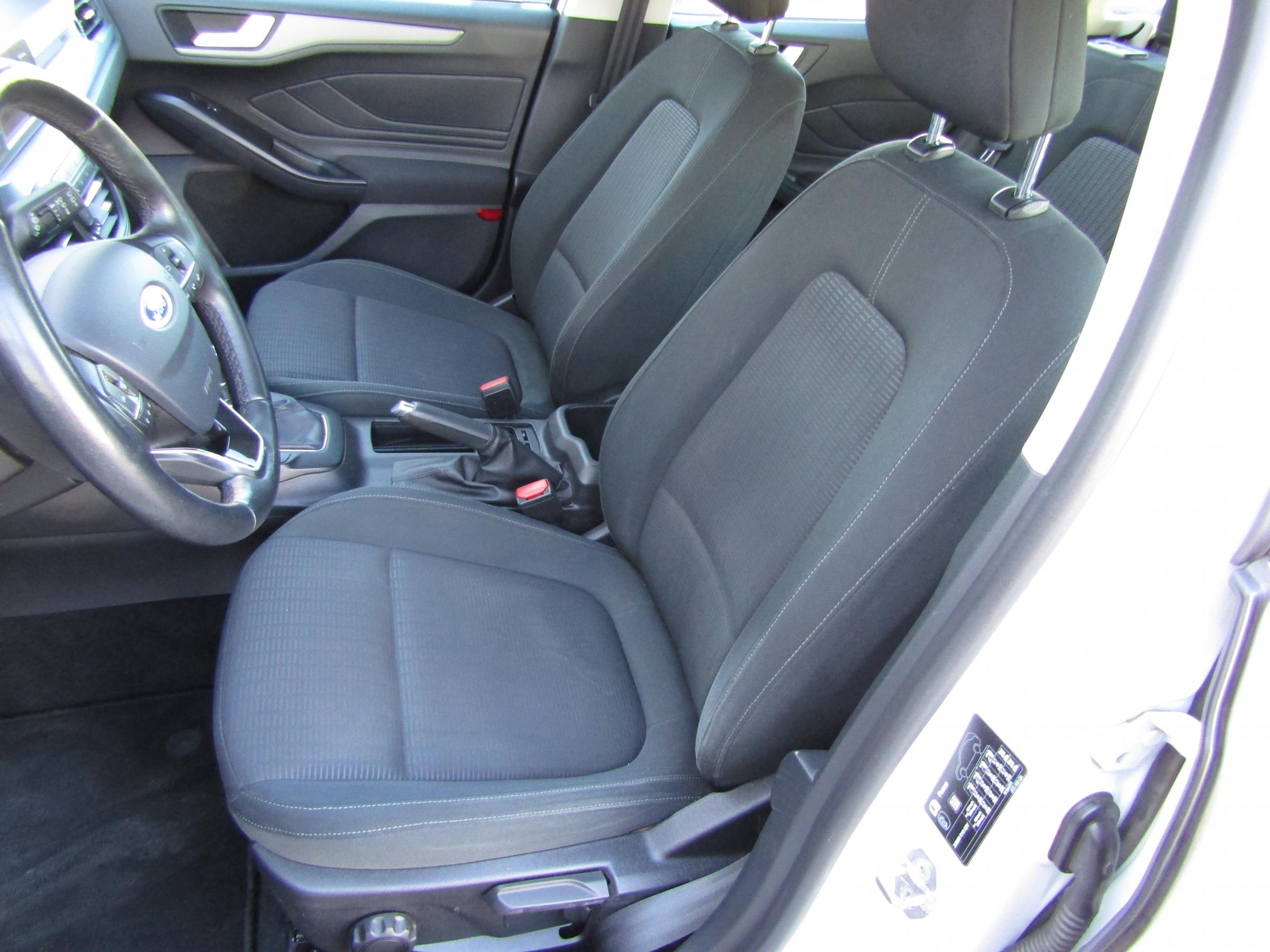 Ford Focus, 2019 - pohled č. 9