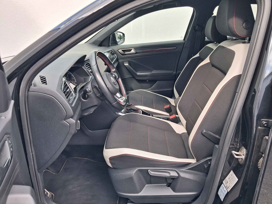 Volkswagen T-Roc 1.5 TSi Highline