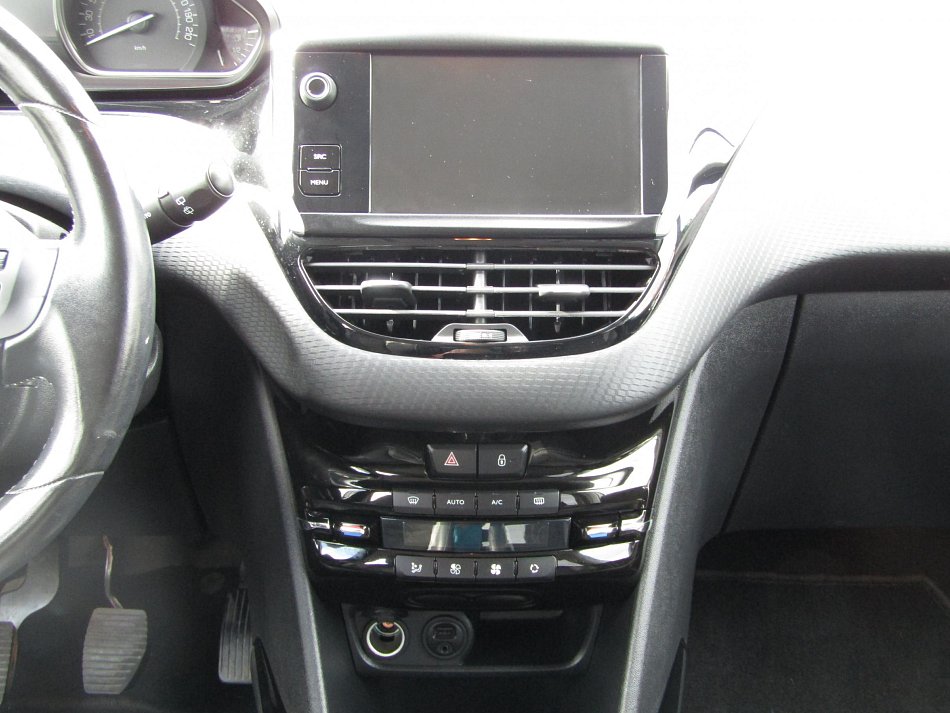 Peugeot 2008 1.2PT Allure