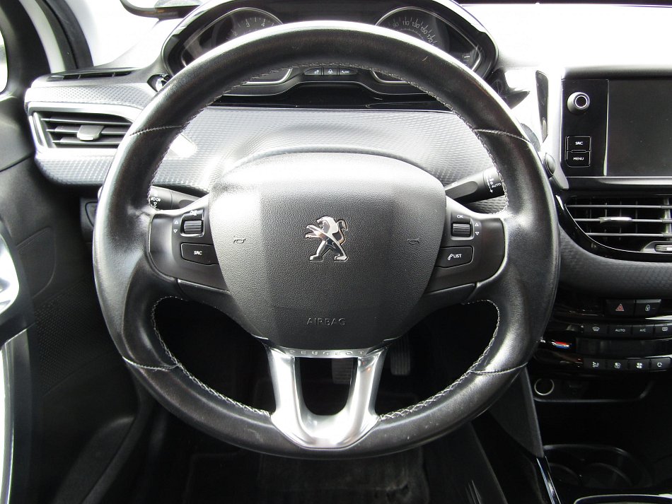 Peugeot 2008 1.2PT Allure