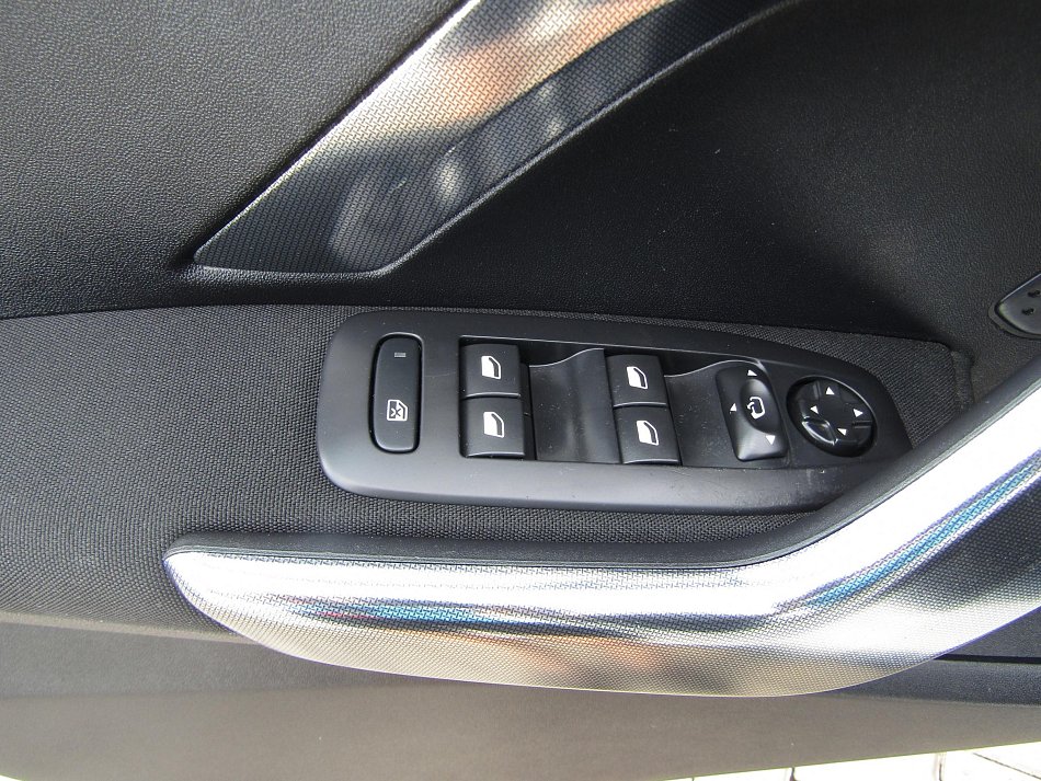 Peugeot 2008 1.2PT Allure