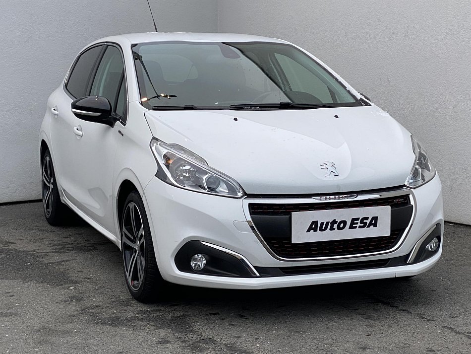 Peugeot 208 1.2 PT GT Line