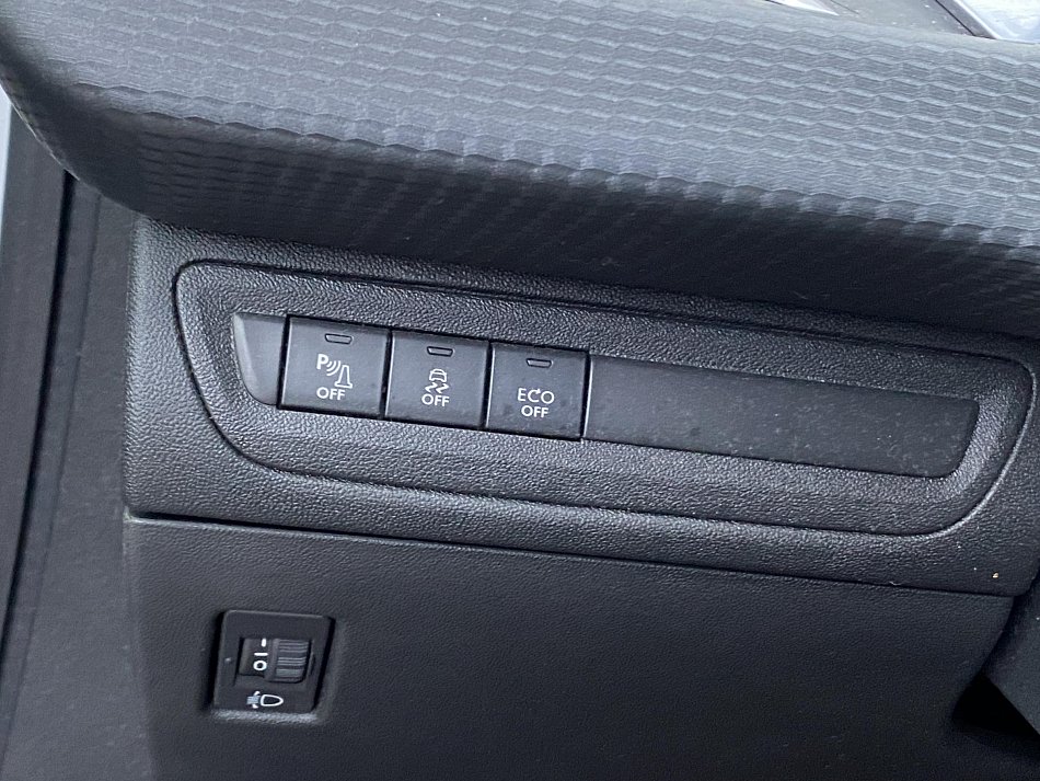 Peugeot 208 1.2 PT GT Line